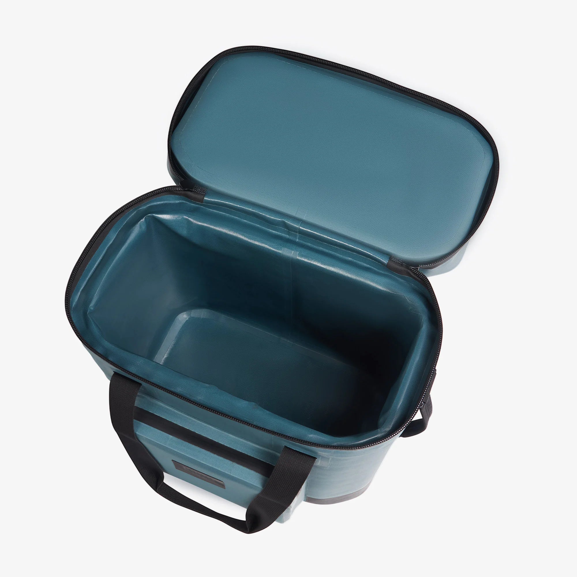 Igloo Outdoor Coolers Trailmate 30-Can Cooler Bag - Image 25