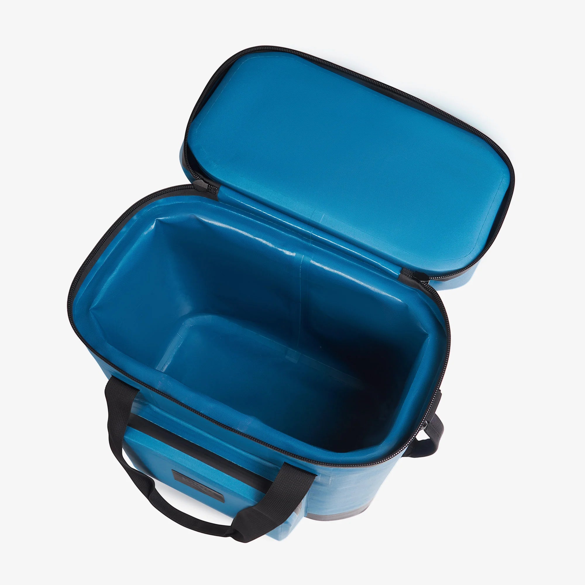 Igloo Outdoor Coolers Trailmate 30-Can Cooler Bag - Image 31