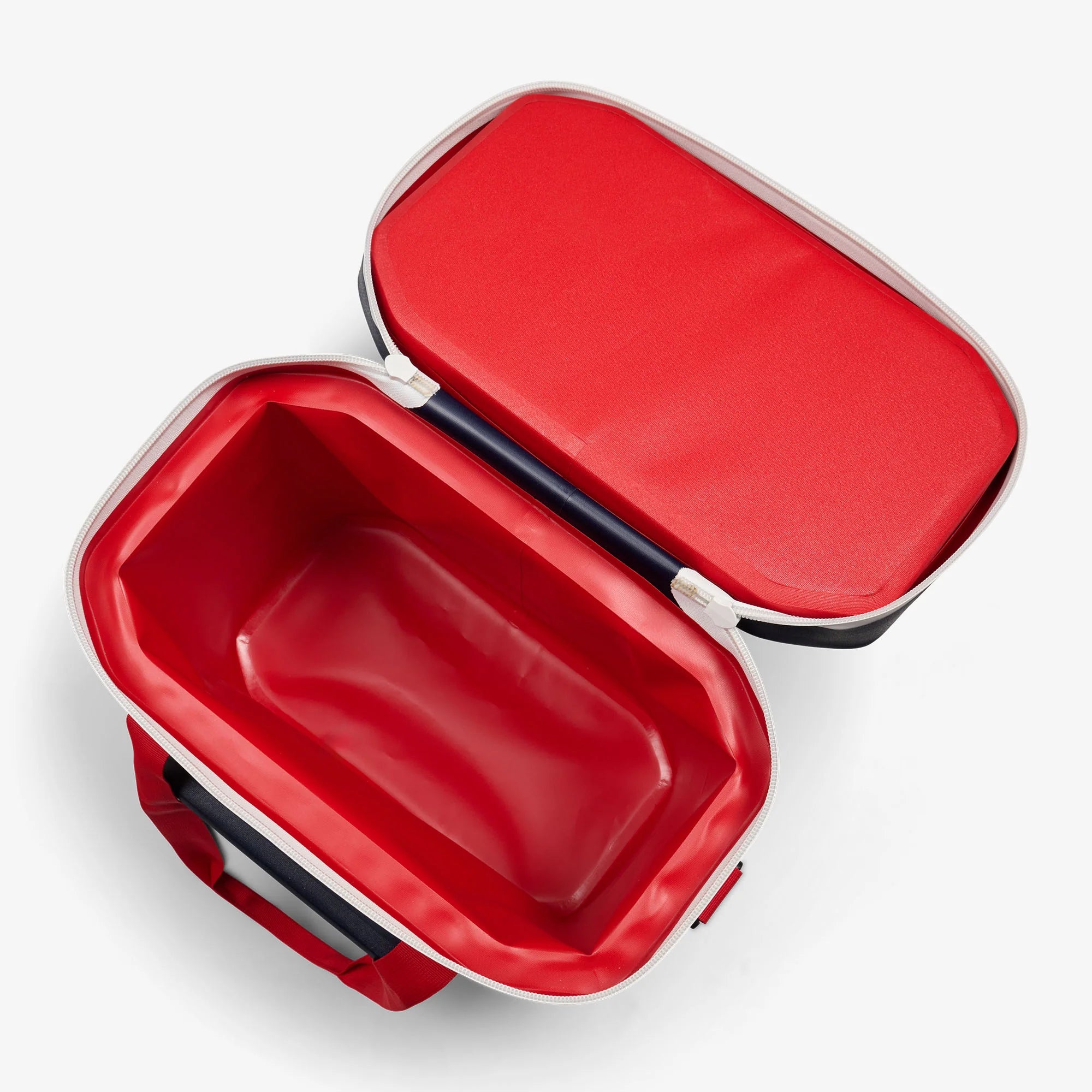 Igloo Outdoor Coolers Trailmate 30-Can Cooler Bag - Image 4