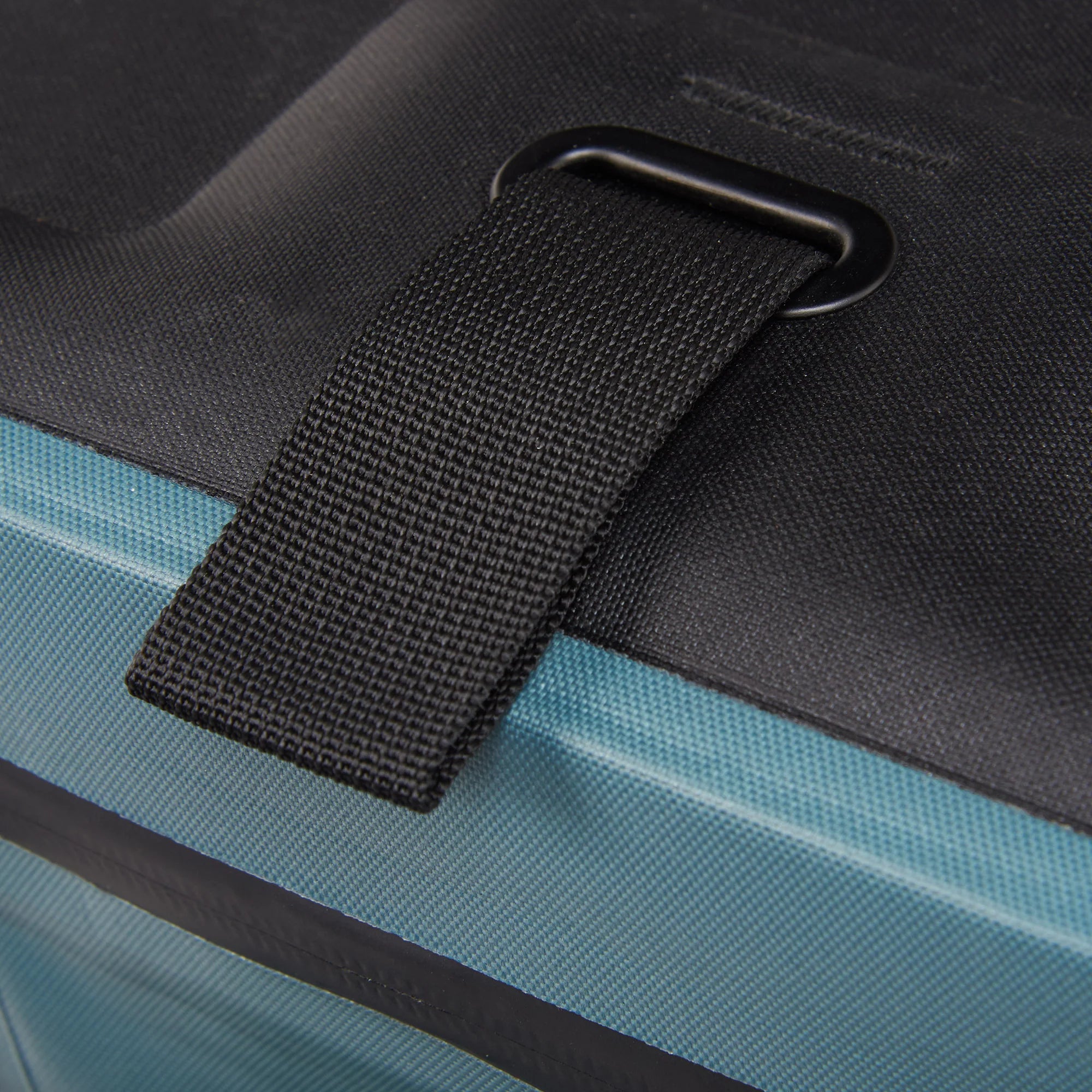 Igloo Outdoor Coolers Trailmate 18-Can Cooler Bag - Image 27